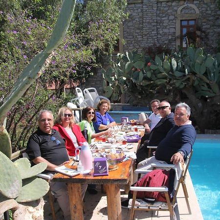 Eski Datca Pansiyon Bagian luar foto