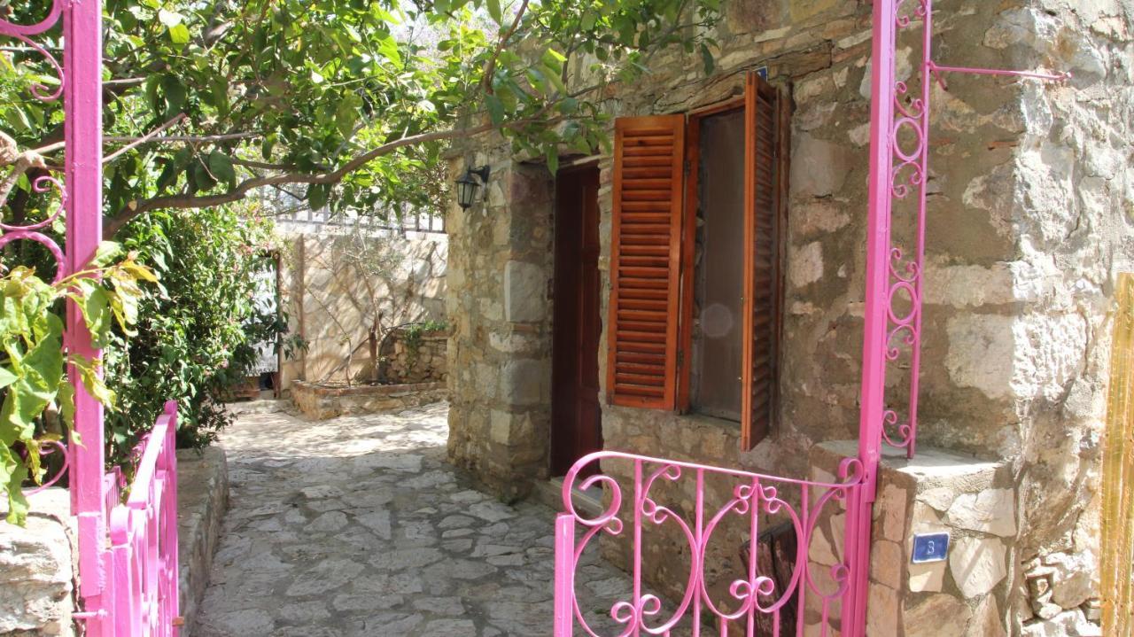 Eski Datca Pansiyon Bagian luar foto